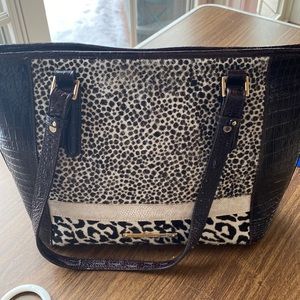 Asher in Creme Surrey. Brahmin tag